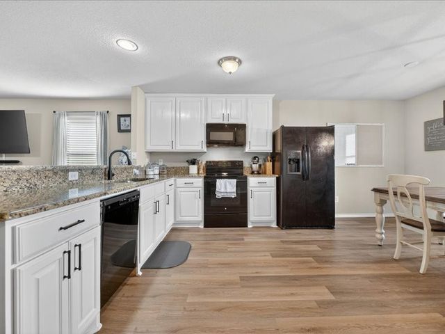 1816 Wickham Drive, Burleson, TX 76028