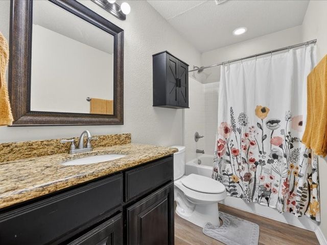 1816 Wickham Drive, Burleson, TX 76028