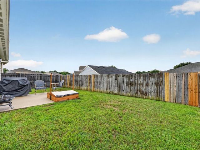 1816 Wickham Drive, Burleson, TX 76028