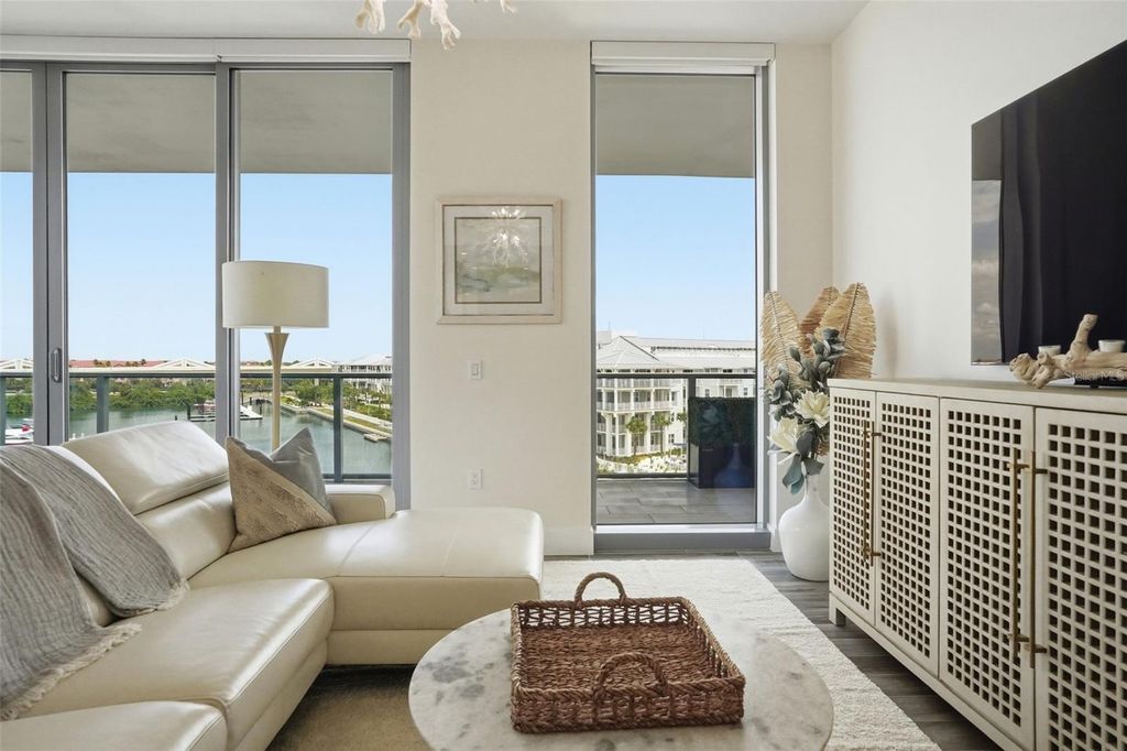 Image 14 of property listing at 5120 MARINA WAY 4408, Tampa, FL 33611