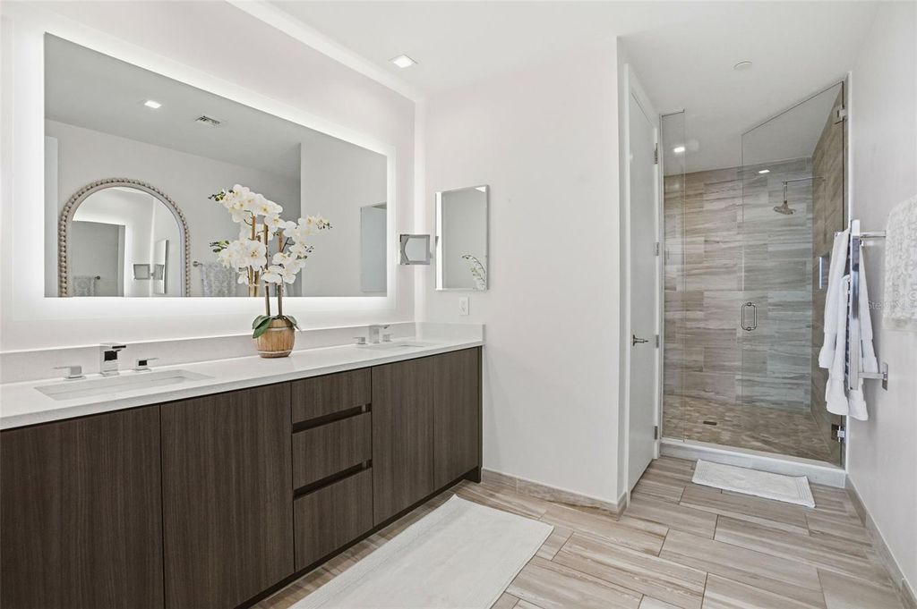 Image 43 of property listing at 5120 MARINA WAY 4408, Tampa, FL 33611