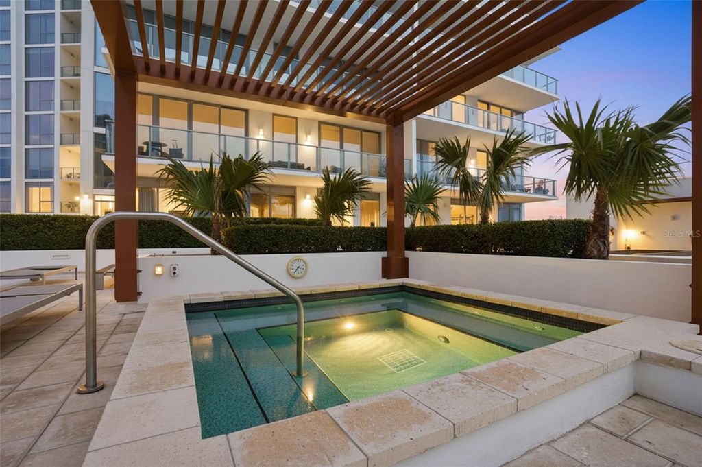 Image 81 of property listing at 5120 MARINA WAY 4408, Tampa, FL 33611