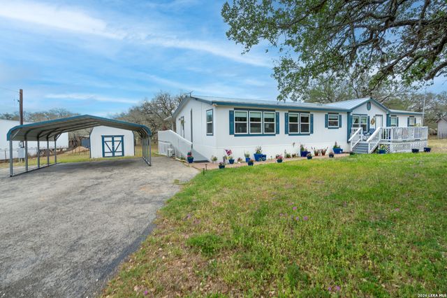 190 Bailee Cir, Poteet, TX 78065
