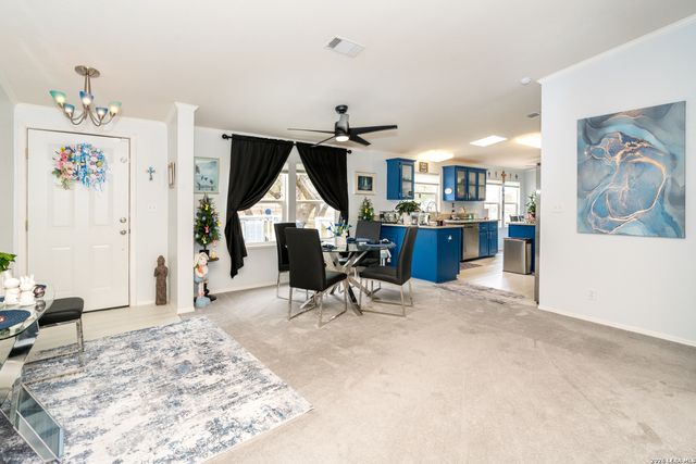 190 Bailee Cir, Poteet, TX 78065