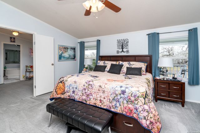 190 Bailee Cir, Poteet, TX 78065