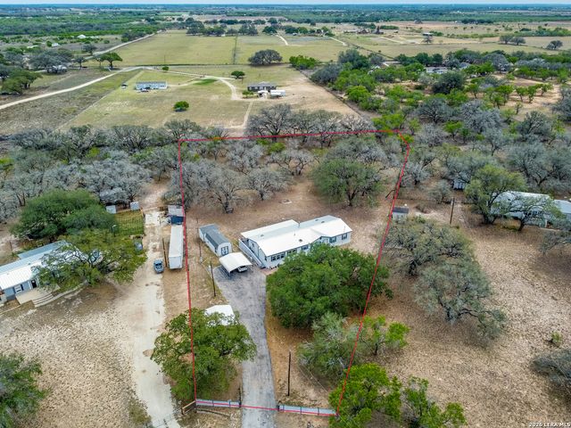 190 Bailee Cir, Poteet, TX 78065