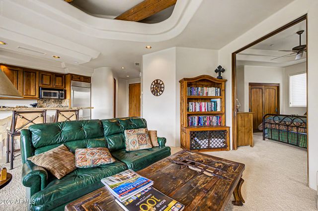 7704 E BLACK MOUNTAIN Road, Scottsdale, AZ 85266