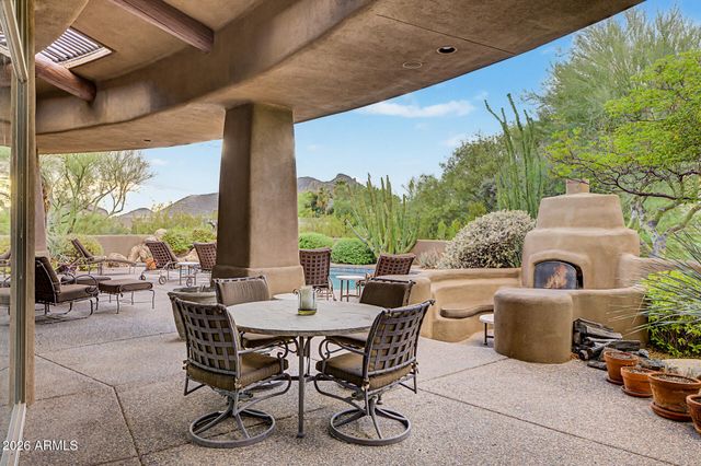 7704 E BLACK MOUNTAIN Road, Scottsdale, AZ 85266