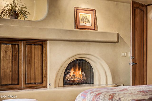 7704 E BLACK MOUNTAIN Road, Scottsdale, AZ 85266