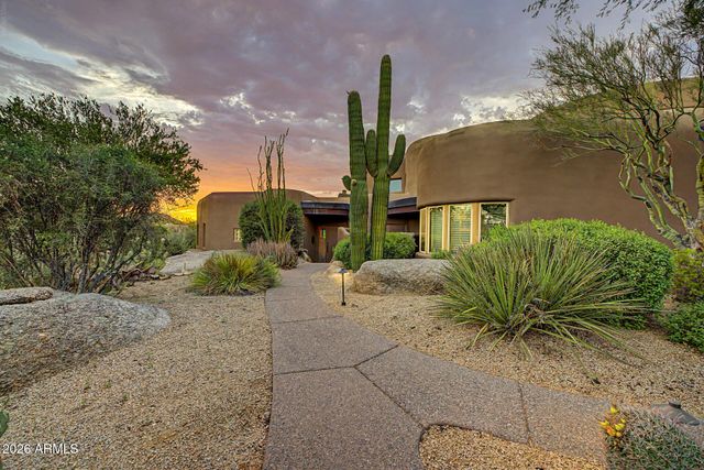 7704 E BLACK MOUNTAIN Road, Scottsdale, AZ 85266