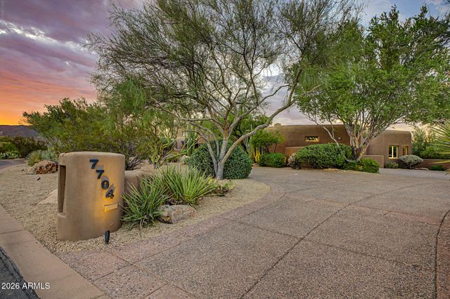 7704 E BLACK MOUNTAIN Road, Scottsdale, AZ 85266