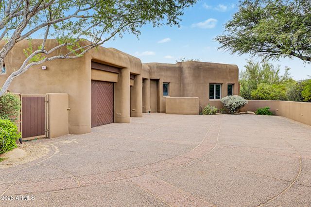 7704 E BLACK MOUNTAIN Road, Scottsdale, AZ 85266