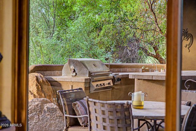7704 E BLACK MOUNTAIN Road, Scottsdale, AZ 85266