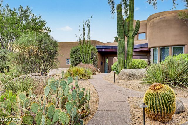 7704 E BLACK MOUNTAIN Road, Scottsdale, AZ 85266