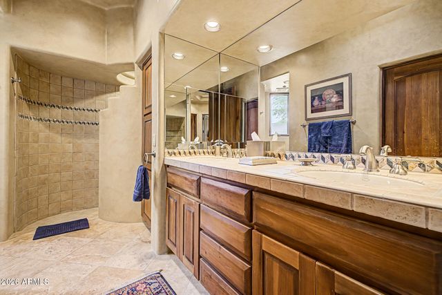 7704 E BLACK MOUNTAIN Road, Scottsdale, AZ 85266