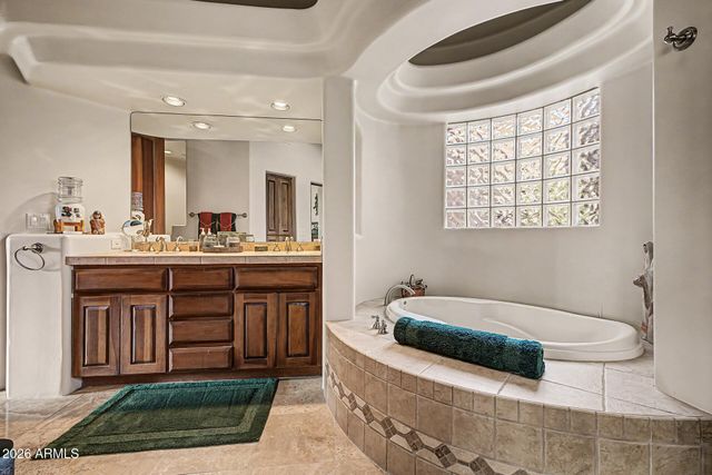 7704 E BLACK MOUNTAIN Road, Scottsdale, AZ 85266