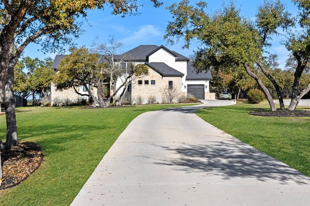 316 Stockman DR, Dripping Springs, TX 78620