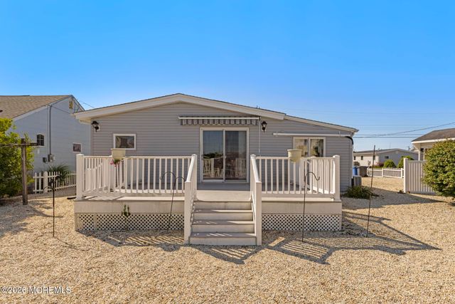 66 Jonathan Drive, Beach Haven West, NJ 08050