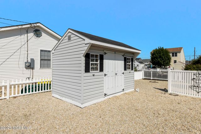 66 Jonathan Drive, Beach Haven West, NJ 08050