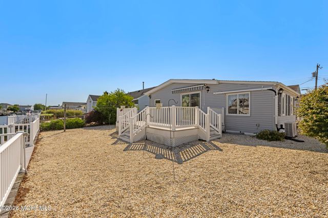 66 Jonathan Drive, Beach Haven West, NJ 08050