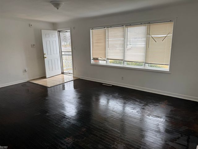4126 Circle Drive, Flint, MI 48507