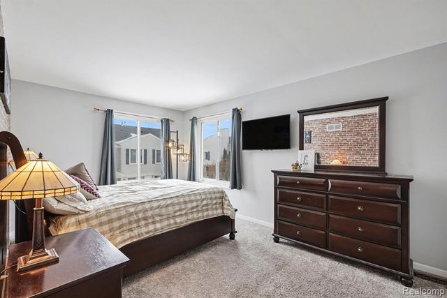 44582 Connecticut Court, Clinton Township, MI 48038