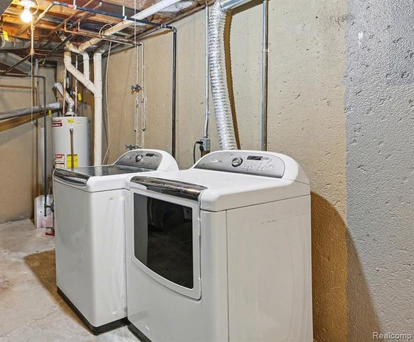 44582 Connecticut Court, Clinton Township, MI 48038