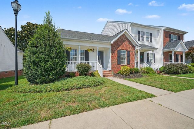 1716 Stroll Circle, Fuquay Varina, NC 27526
