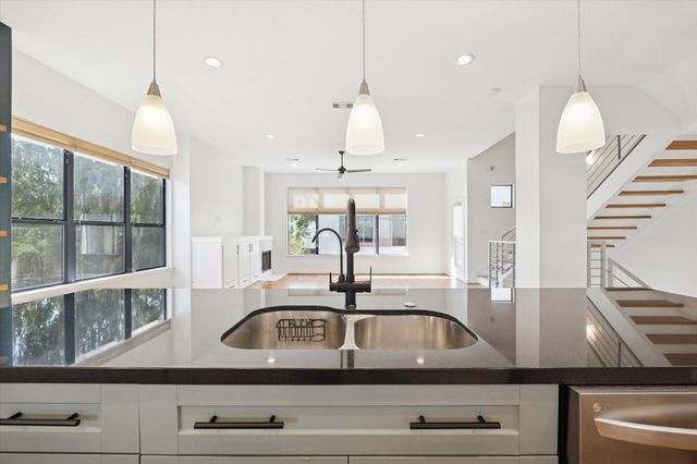 5313 Lillian Street, Houston, TX 77007