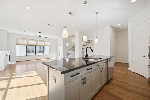 5313 Lillian Street, Houston, TX 77007