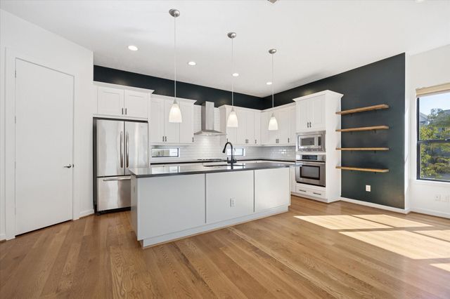 5313 Lillian Street, Houston, TX 77007