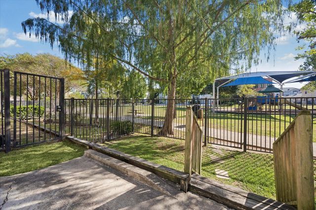 5313 Lillian Street, Houston, TX 77007