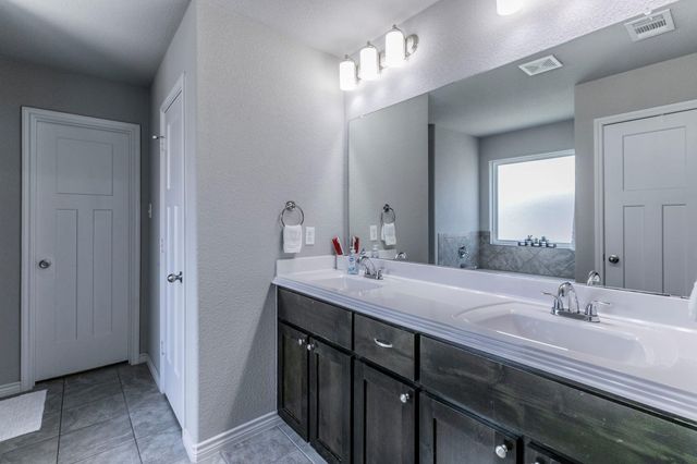 7002 Spirit Of The West DR, Killeen, TX 76549