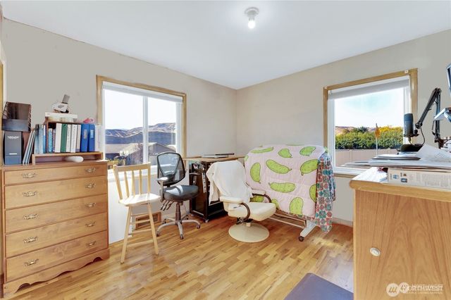 921 Easy Street, Wenatchee, WA 98801