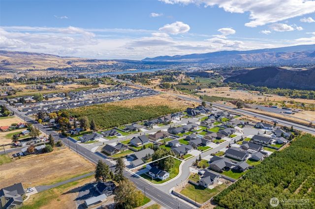 921 Easy Street, Wenatchee, WA 98801