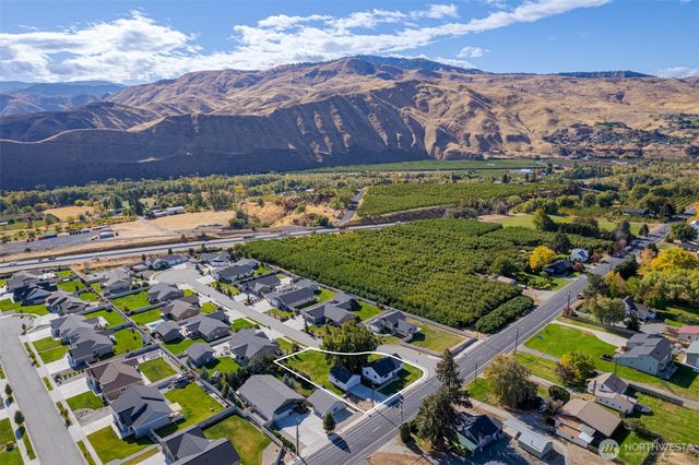 921 Easy Street, Wenatchee, WA 98801