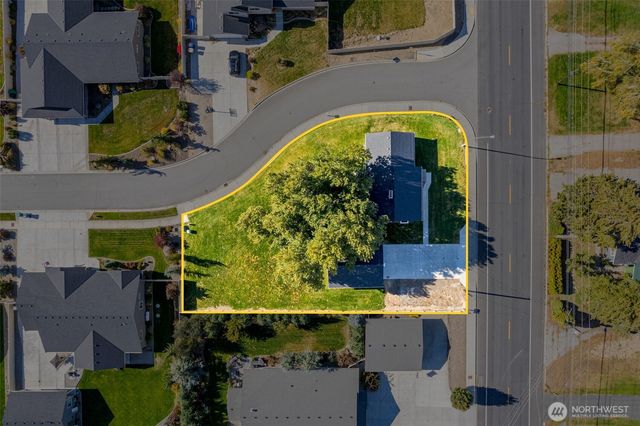 921 Easy Street, Wenatchee, WA 98801