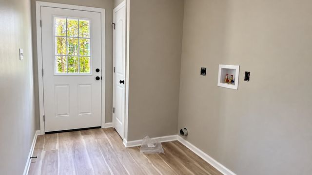 8284 SUPINLICK RIDGE RD, Mt Jackson, VA 22842