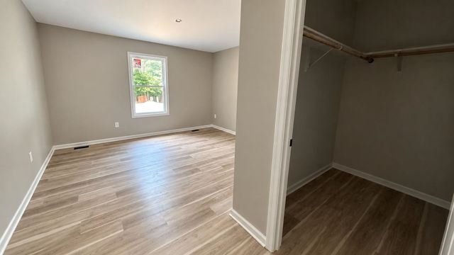 8284 SUPINLICK RIDGE RD, Mt Jackson, VA 22842