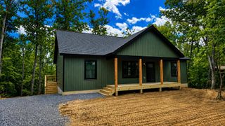 8284 SUPINLICK RIDGE RD, Mt Jackson, VA 22842