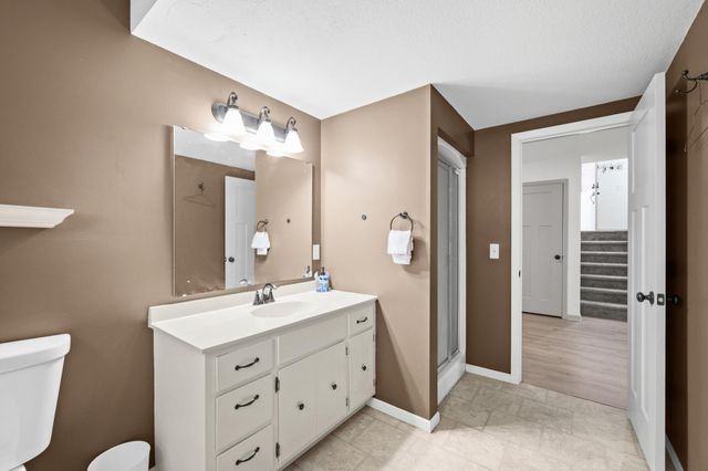 2625 Seans Way, North Saint Paul, MN 55109