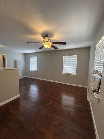 4815 Live Oak Street 9, Dallas, TX 75204