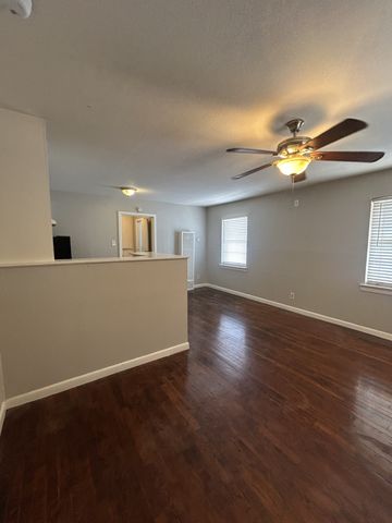 4815 Live Oak Street 9, Dallas, TX 75204