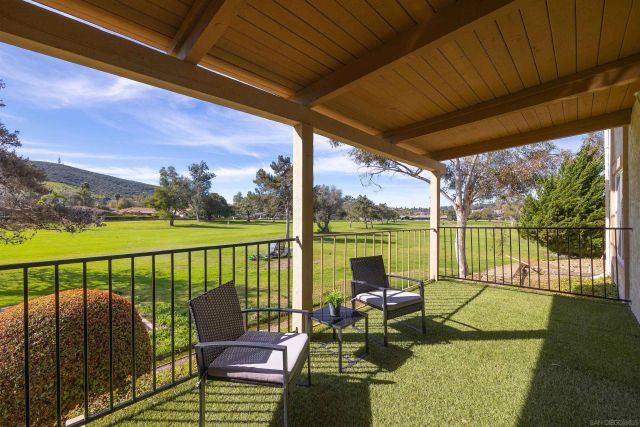 1886 Fairway Circle Dr, San Marcos, CA 92078