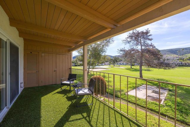 1886 Fairway Circle Dr, San Marcos, CA 92078