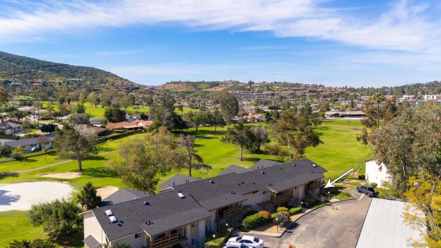 1886 Fairway Circle Dr, San Marcos, CA 92078