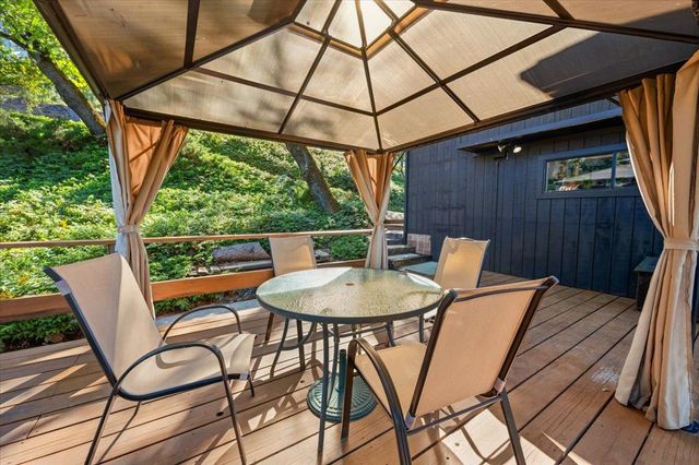18450 Blue Teal Loop, Penn Valley, CA 95946