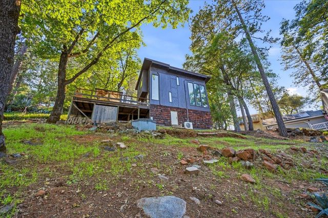 18450 Blue Teal Loop, Penn Valley, CA 95946