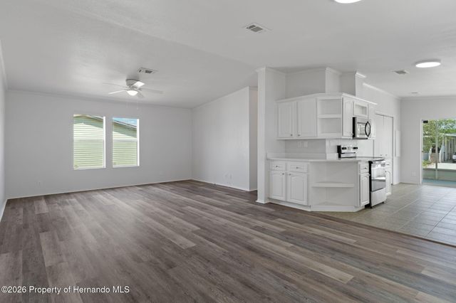 9457 Scepter Avenue, Brooksville, FL 34613