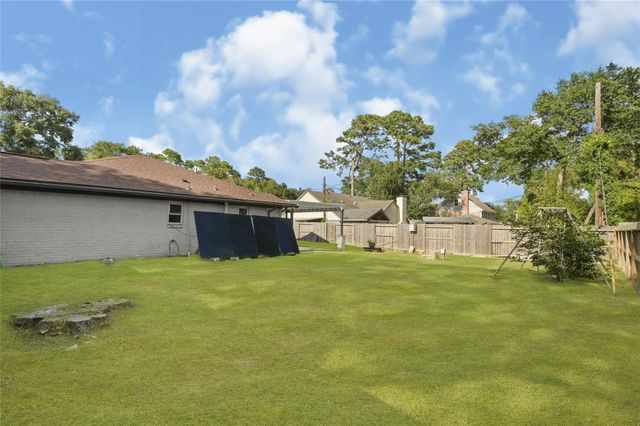 12018 Beinhorn Drive, Houston, TX 77065